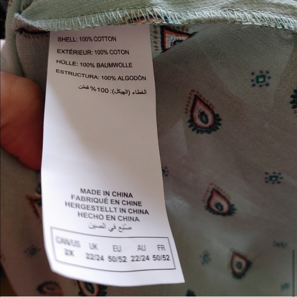 Light green printed button down shirt size 2X - Picture 7 of 8